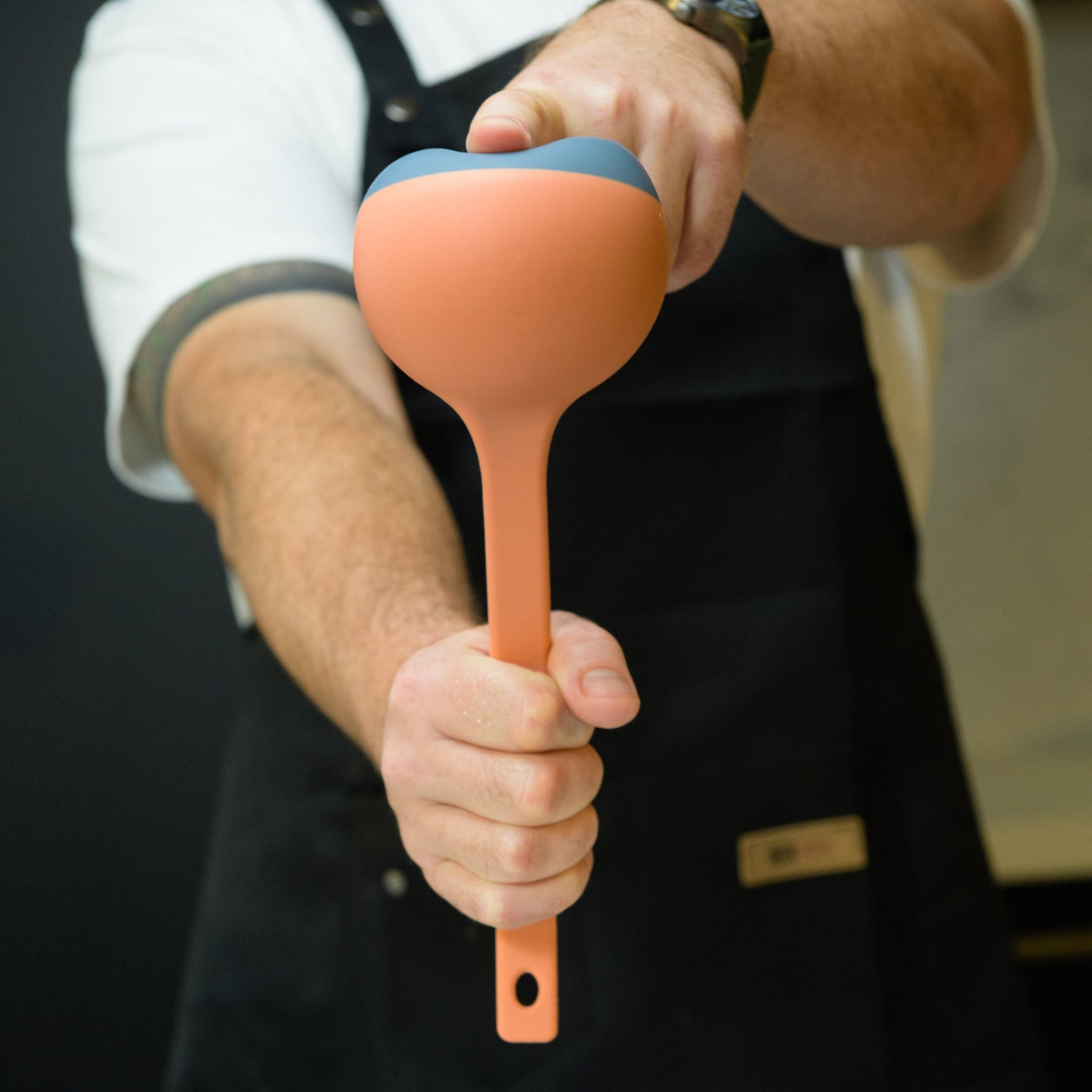 🥄 Flex-Edge Silicone Ladle – Scoop, Scrape & Measure in One