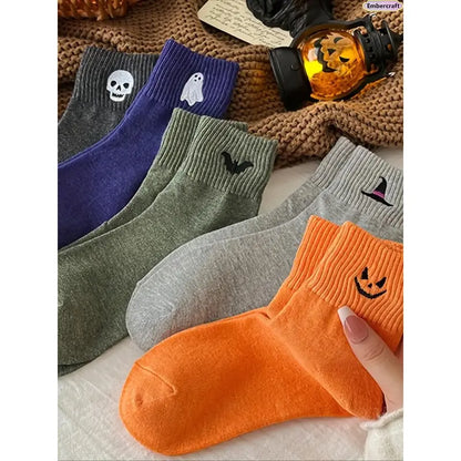🎃 Women's 5-Pair Halloween Crew Socks Set – Cute Spooky Styles for Cozy Fall Days