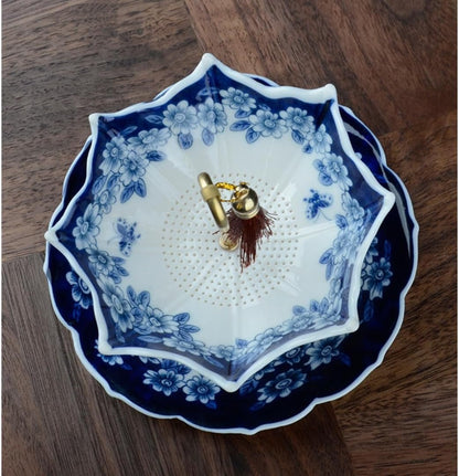 ☂️ Blue-and-White Umbrella Tea Strainer | Ceramic Tea Filter Set