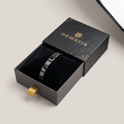 LIVELYDAYIN™ HEMATITE BRACELET