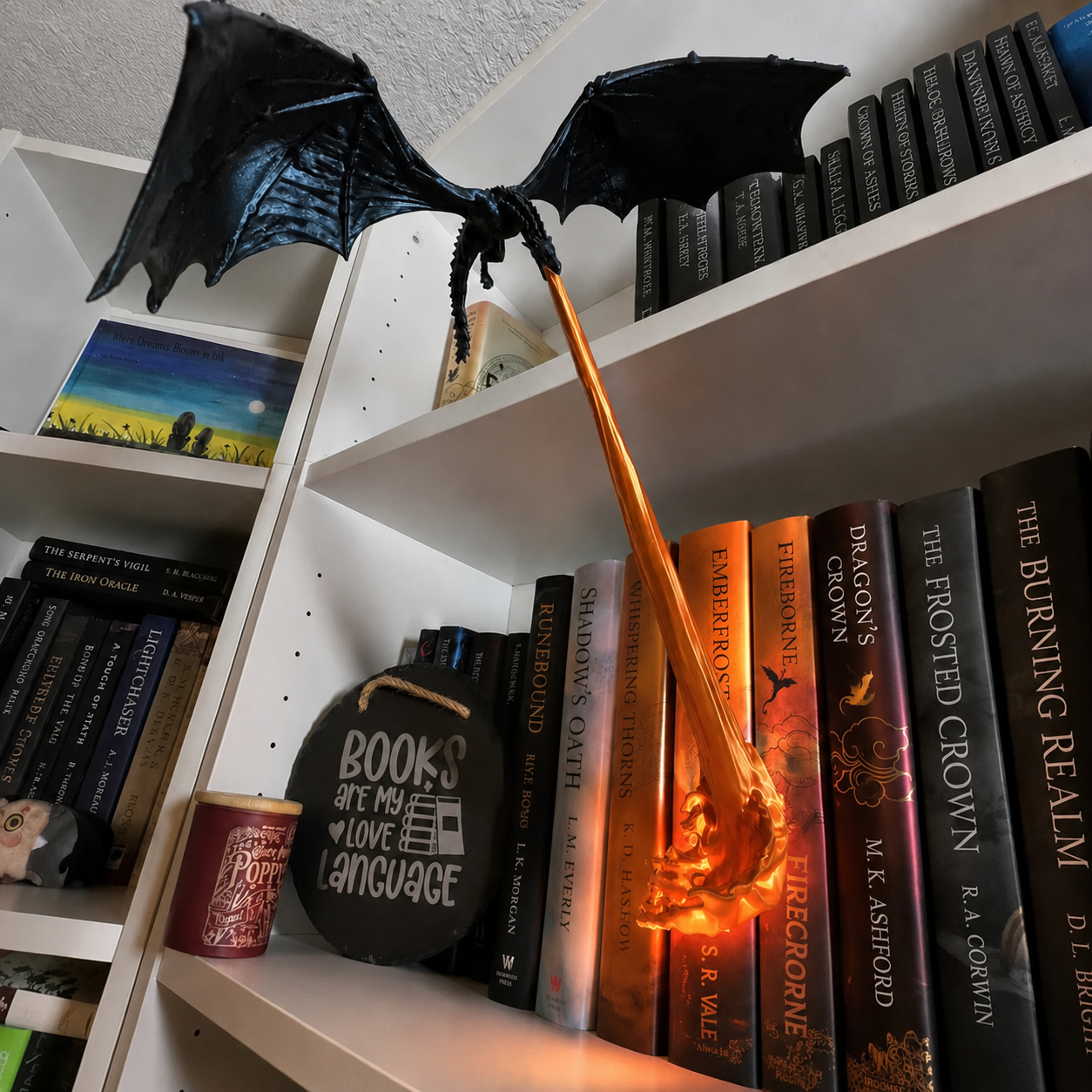 🐉 Fire-Breathing Dragon Bookshelf Lamp – Fantasy LED Shelf Decor