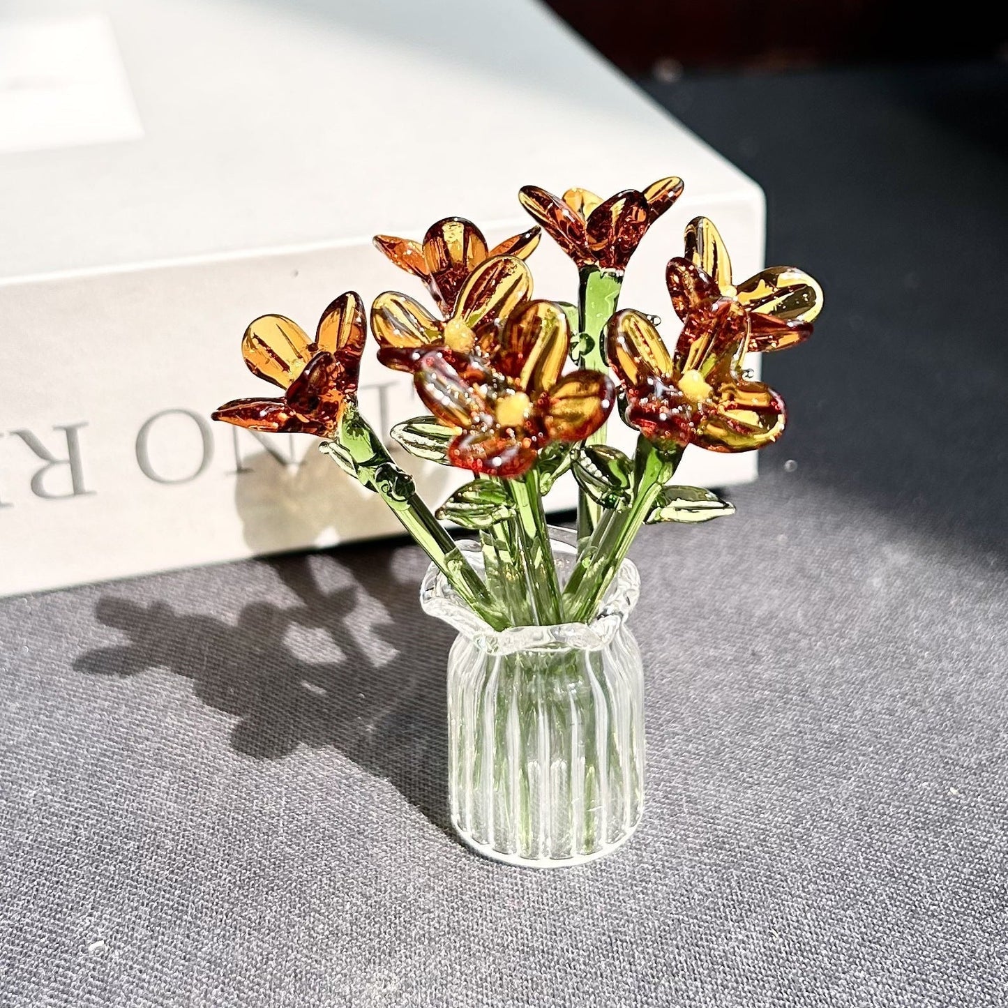 1 Set (7 Flowers+1 Vase) Handcrafted Mini Glass Artificial Flower Ornaments