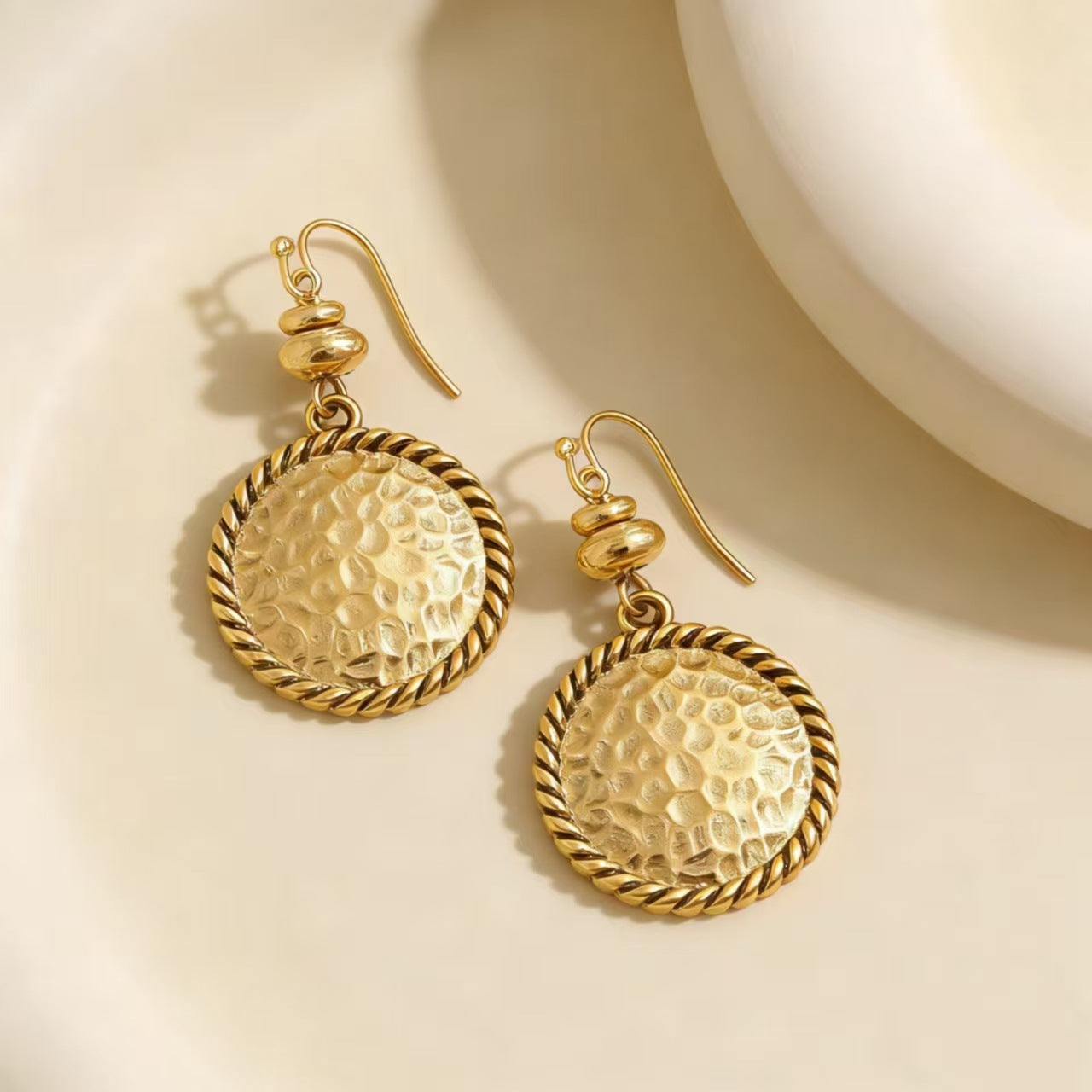💫Vintage Hammered Metal Drop Earrings– Lightweight Geometric Statement Jewellery ✨