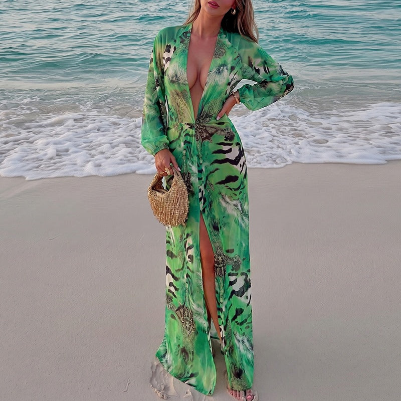 🌴✨ Tropical Print Deep V Maxi Dress – Sexy Backless & High Slit 💚