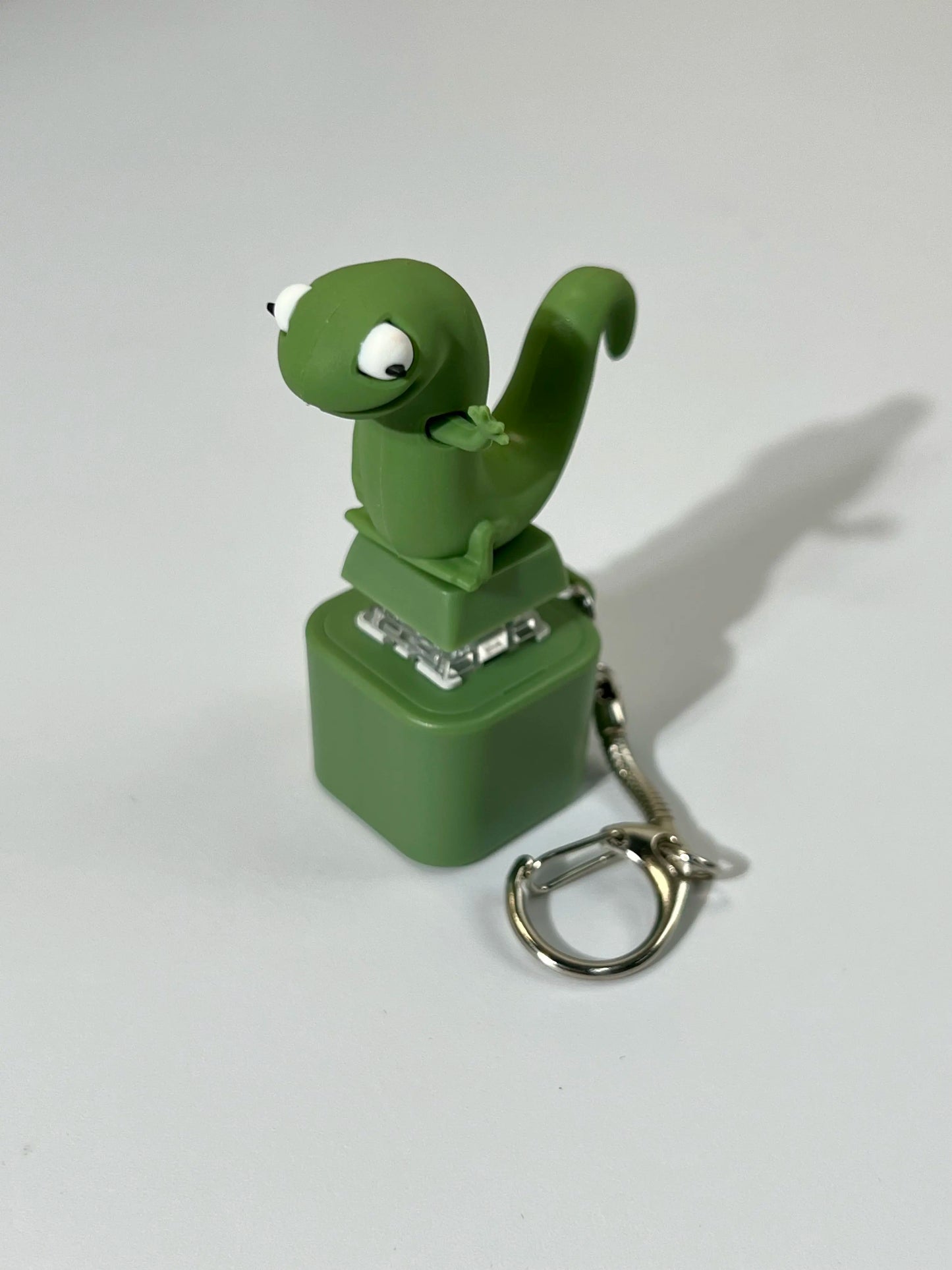 Lizard, Frog & Coquí Button Keychain – Rechargeable LED Light, Color-Changing Sound Toy | Valentine’s Gift for Kids & Adults