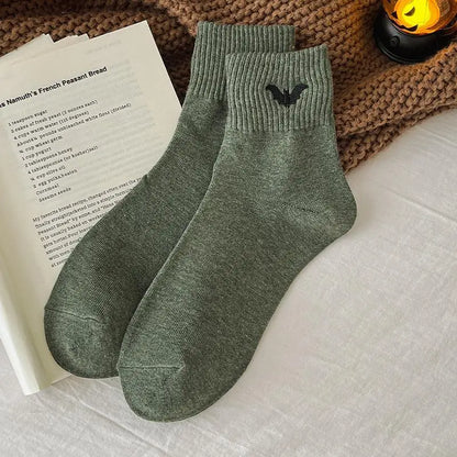 🎃 Women's 5-Pair Halloween Crew Socks Set – Cute Spooky Styles for Cozy Fall Days